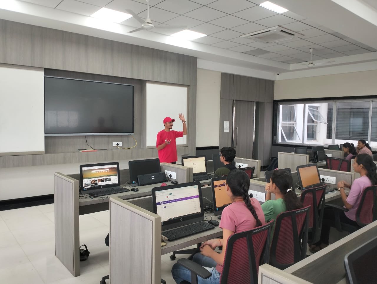 Modern Learning Environment